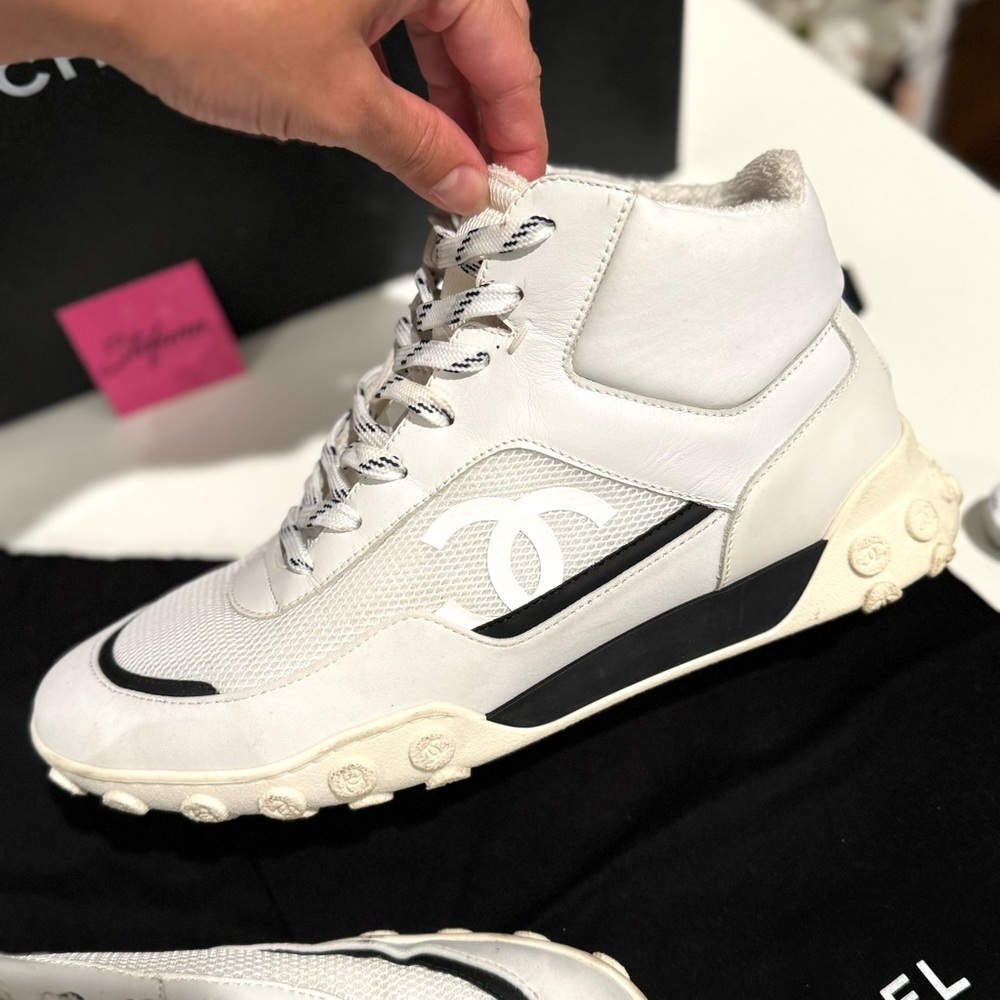 CHANEL White High-Top Sneakers - Picture 4 of 15